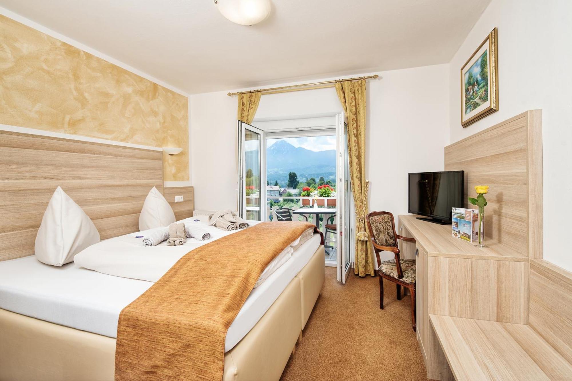 Hotel-Pension Melcher Drobollach am Faakersee Dış mekan fotoğraf