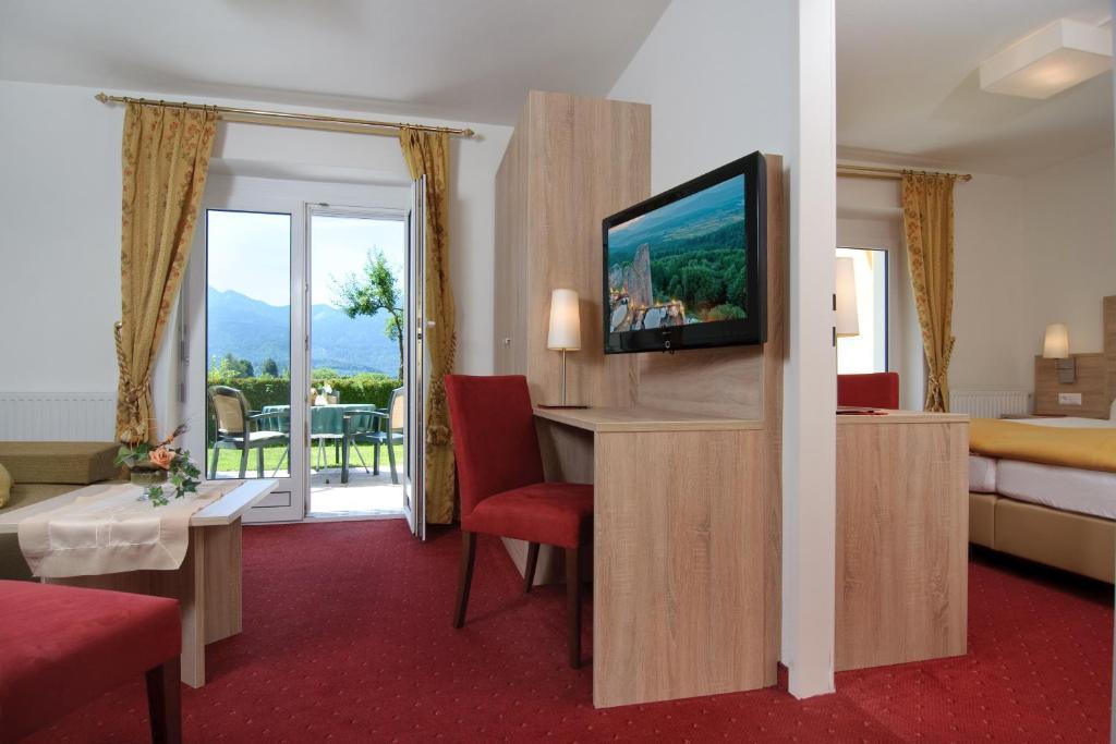 Hotel-Pension Melcher Drobollach am Faakersee Oda fotoğraf