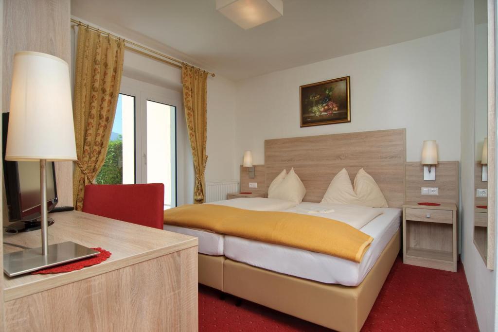 Hotel-Pension Melcher Drobollach am Faakersee Oda fotoğraf